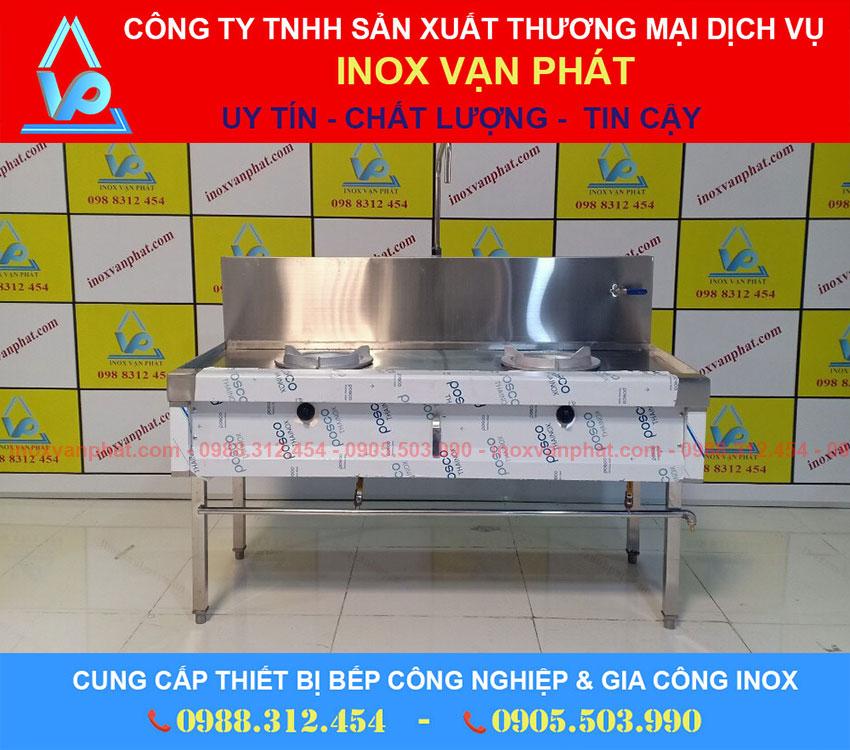 Bếp á công nghiệp